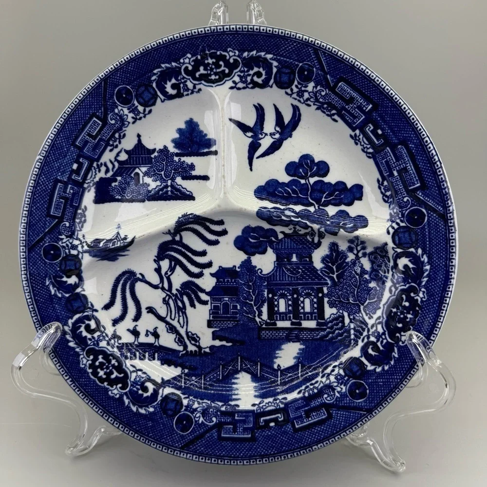 Vintage Charleton and Thompson Ltd English Blue Willow 10” Grill Plate Dish